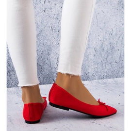 Ballerines rouges à bout pointu Latour 1