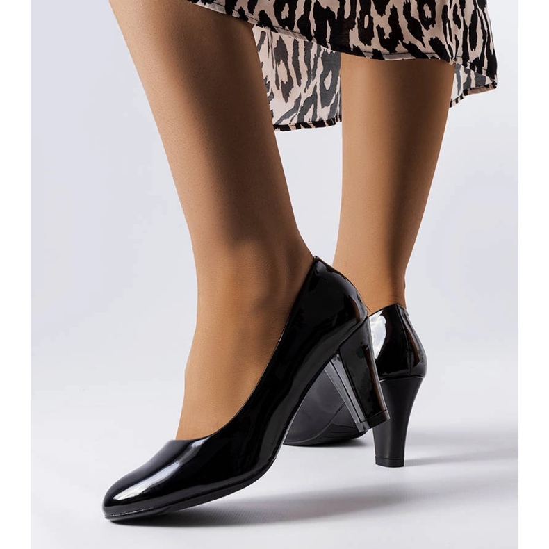 Escarpins en cuir verni noir Burkett le noir 1