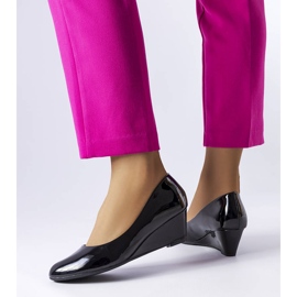 Escarpins compensés vernis de Casgra le noir 1