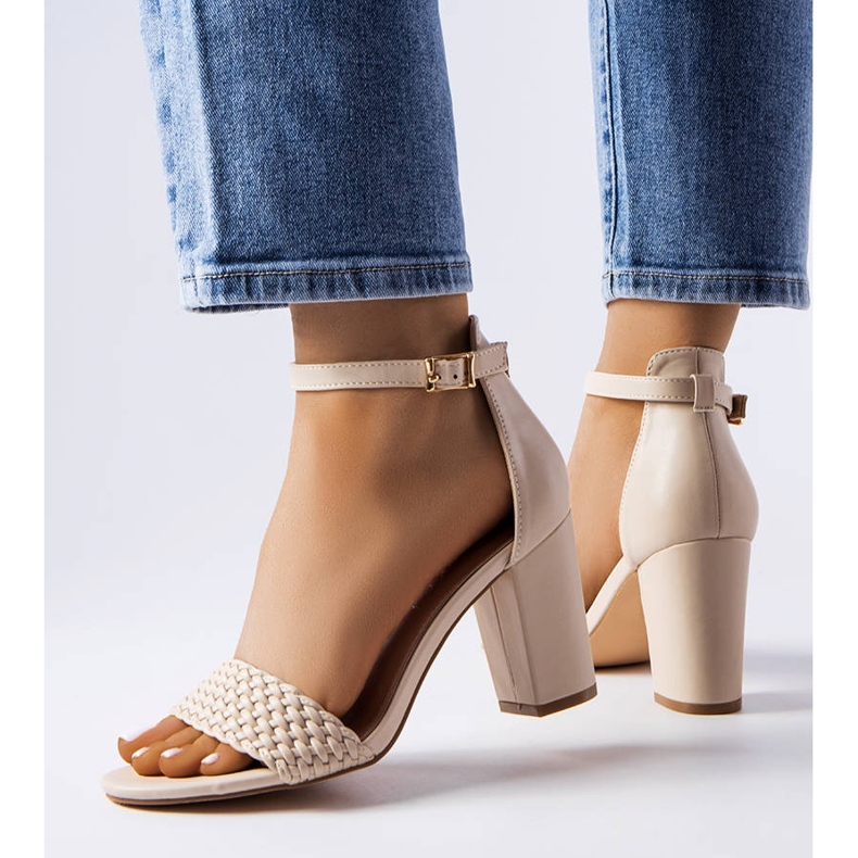 Evento Sandales blocs tissées beiges Oliveirinhas 2