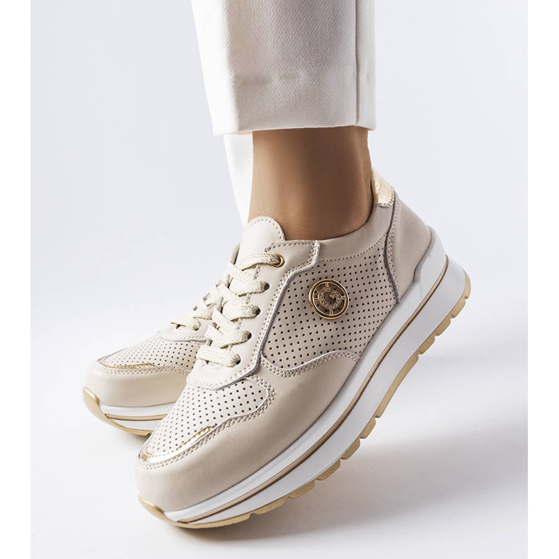 Chaussures en cuir ajouré beige Talbot 1 Chaussures en cuir ajouré beige Talbot 1