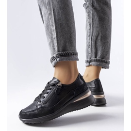 Chaussures en cuir ajouré noir Fleur 2