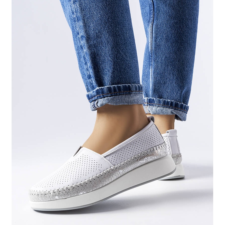 Chaussures ajourées grises de Noruega 1