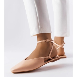 Sandales roses à bout fermé 1