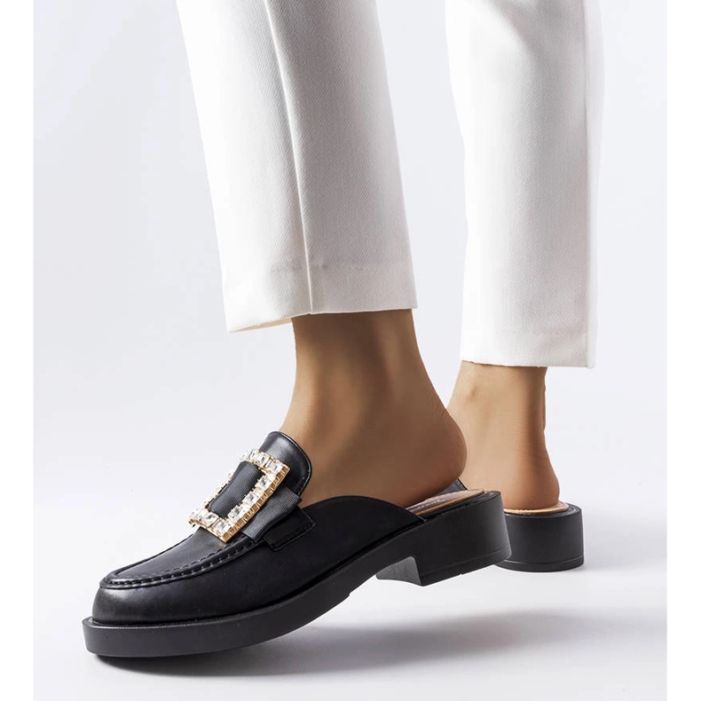 Tongs noires à bout intégré de Columbus 1