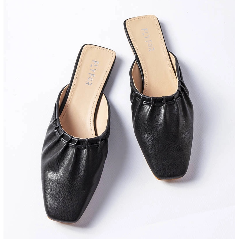 Sandales noires à volants Aasiaat le noir 1