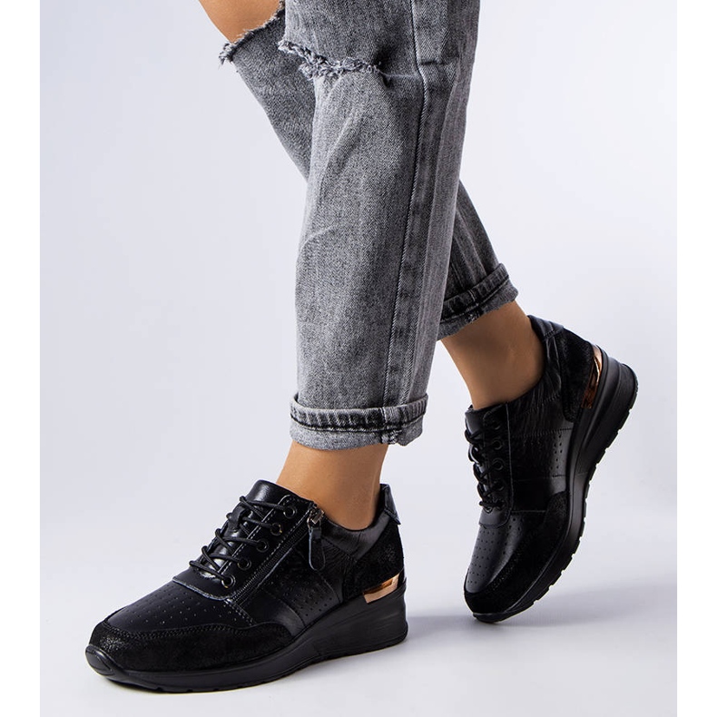 Chaussures en cuir ajouré noir Jazzar le noir 1