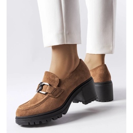 Chaussures marron avec une semelle intérieure en cuir de Vinceza brun 1