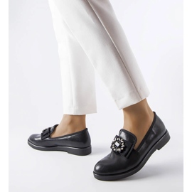 Brogues noires avec l'application Béland le noir 1