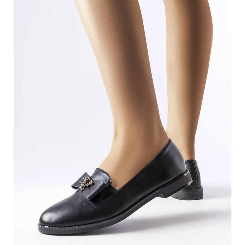 Mocassins décoratifs noirs de Ila 1