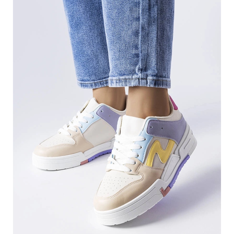 Bottines beiges à semelle plus épaisse de chez Harter 1