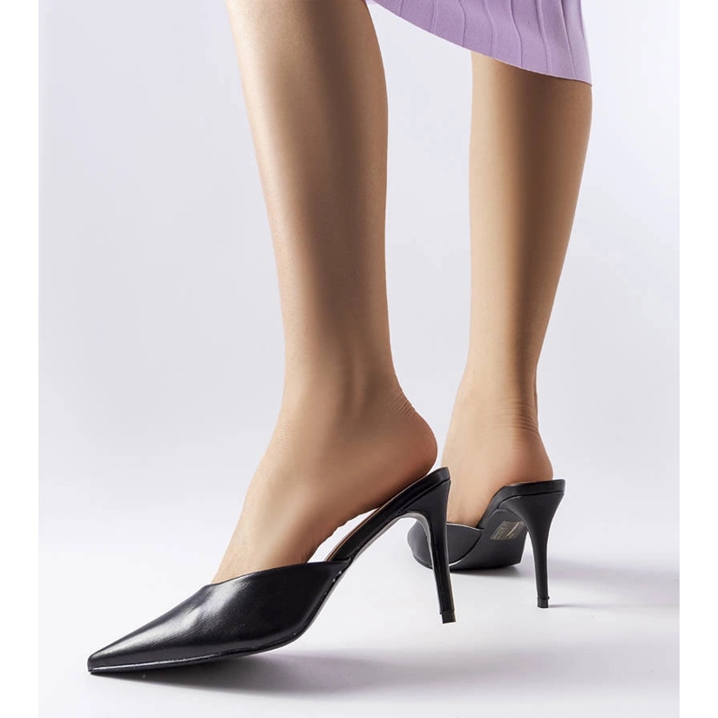 Claquettes noires à talons Drainer 2