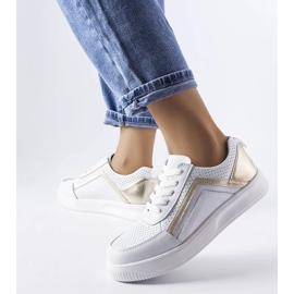 Chaussures en cuir blanc à perforations Gilles 1