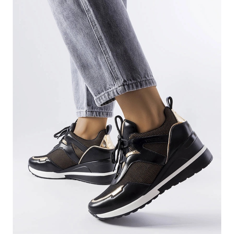 Venezia Baskets compensées noires et dorées Vincez 1