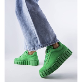 Escarpins en daim vert Karino 2