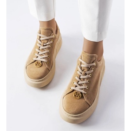 Escarpins en daim beige Karino 2