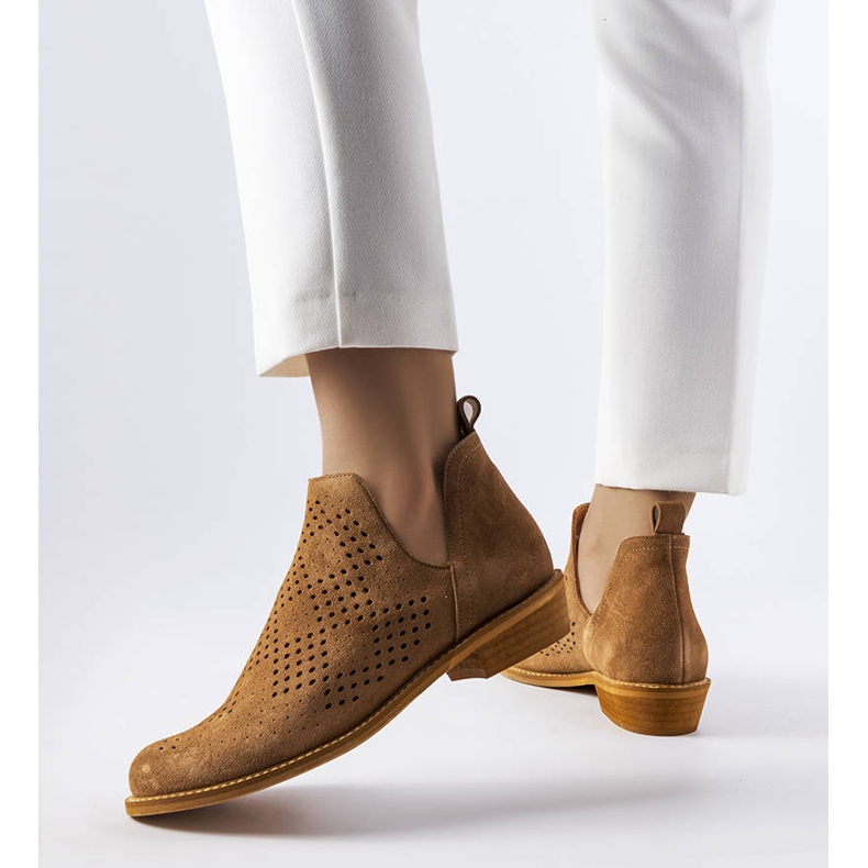 Boots en cuir ajouré caramel Karino brun 1