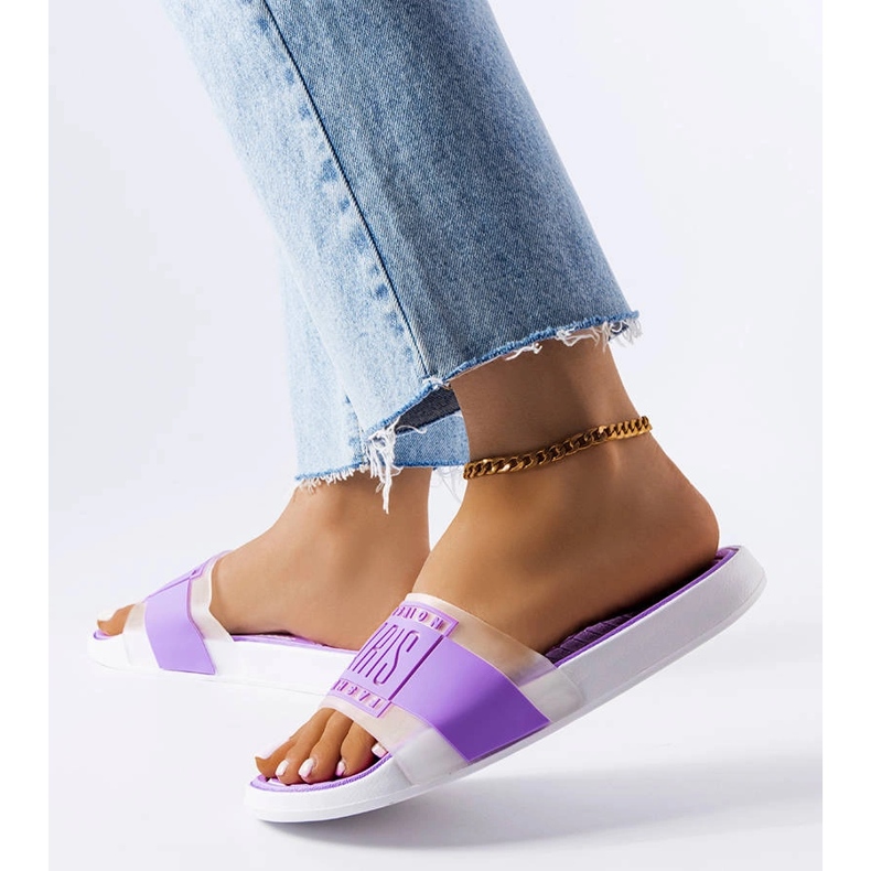 Babouches en caoutchouc violet de Paris 1