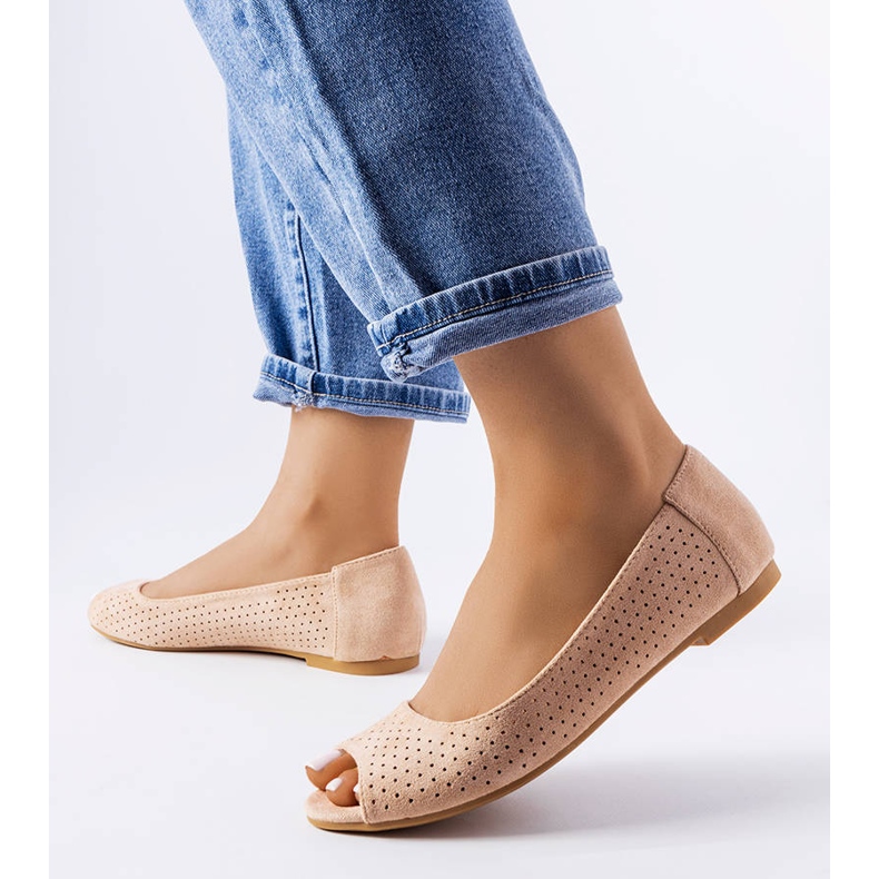 Ballerines beiges ajourées d'Agate 1