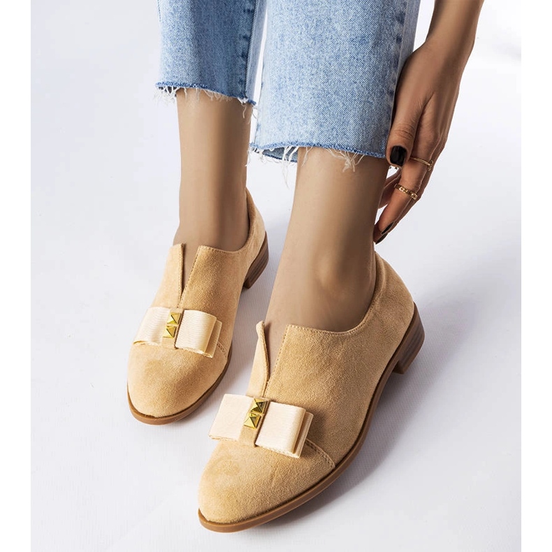 Richelieus beiges à nœud de Poplar 1 Richelieus beiges à nœud de Poplar 1