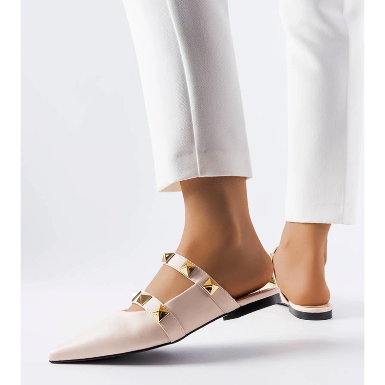 Sandales beiges à bout pointu Ruckman 1