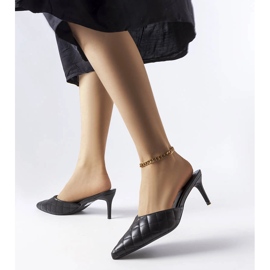 Tongs matelassées noires Lambert le noir 1 Tongs matelassées noires Lambert le noir 1