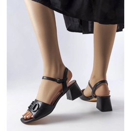 Sandales noires de chez Duhamel le noir 1