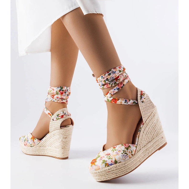 Espadrilles compensées fleuries Larivière beige 1