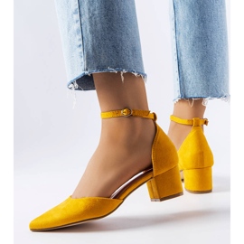 Escarpins à talons jaunes Annely 1