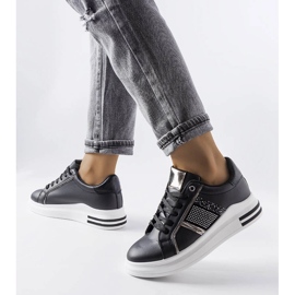 Baskets noires ornées de strass Xarles 1