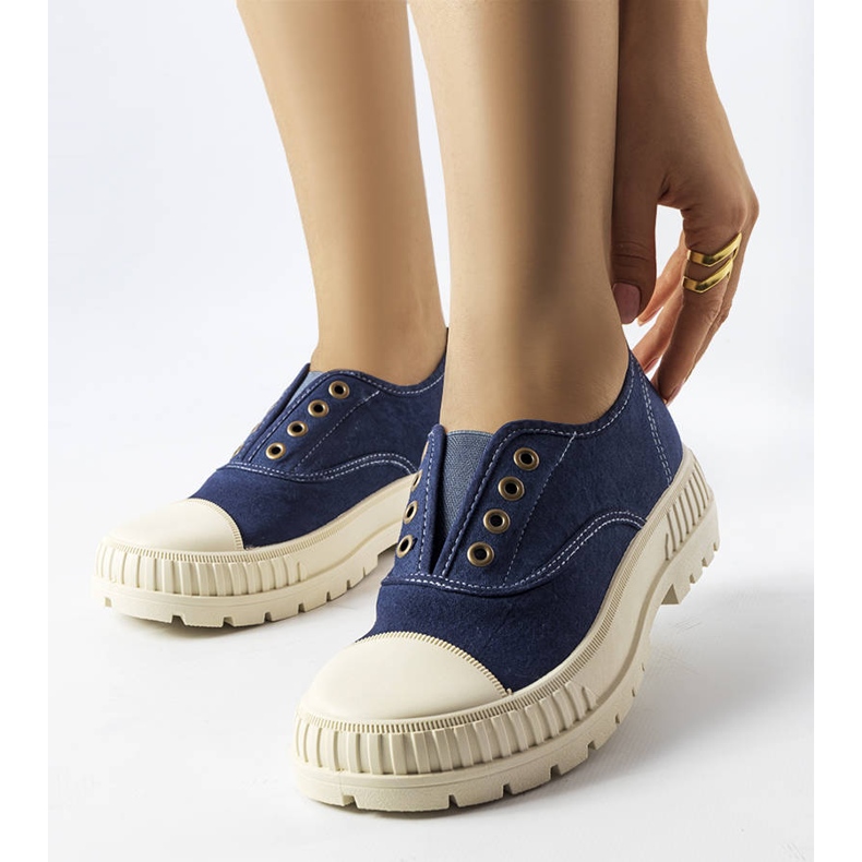 Baskets bleu marine de Walton 1