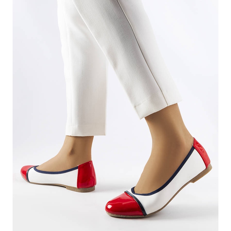 Ballerines rouges et blanches de chez Salmons 2