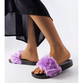 Chaussons violets avec fourrure de Genevre 1