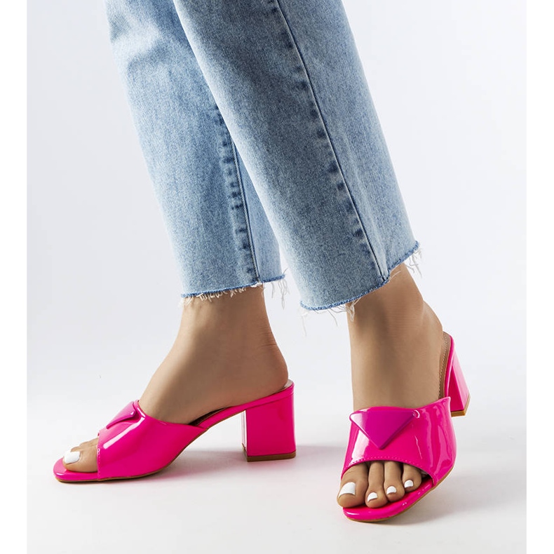 Curseurs de poteaux Branch laqués rose 1