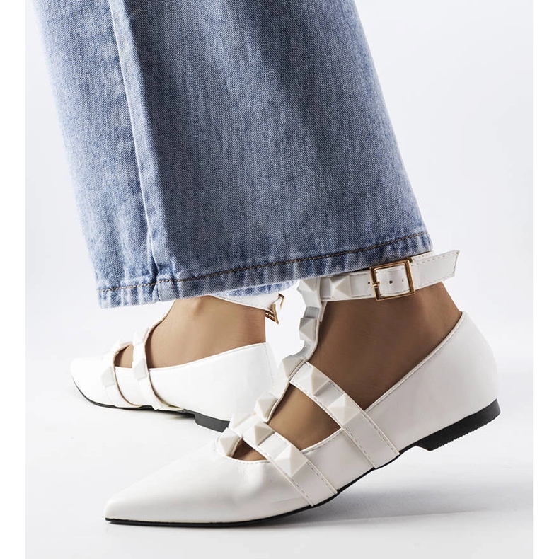 Ballerines blanches avec une fermeture Blur spectaculaire 1