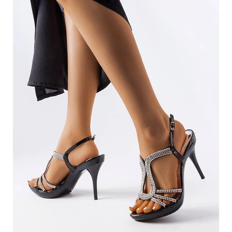 Sandales à talons hauts en strass noirs Rafe le noir 1