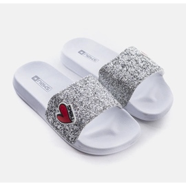 Chaussons enfants gris à paillettes de Boncoeur argent 1 Chaussons enfants gris à paillettes de Boncoeur argent 1
