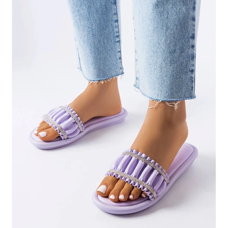 Sandales violettes avec zircons cubiques d'Anapor 1