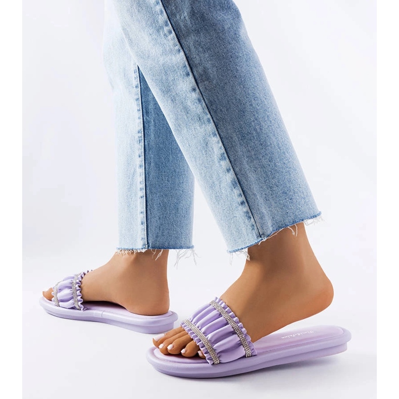 Sandales violettes avec zircons cubiques d'Anapor 2