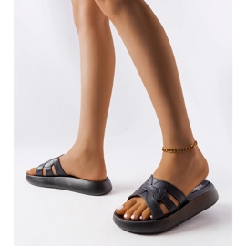 Claquettes en caoutchouc noir Coudert 2