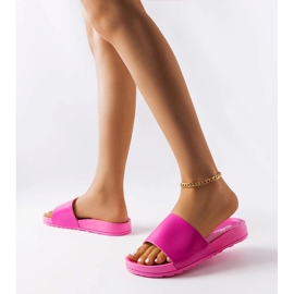 Claquettes en caoutchouc rose Sabourin 2