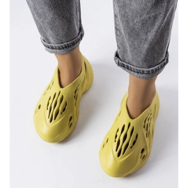 Chaussons mousse vert julienne 2