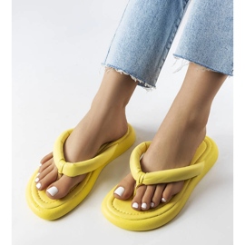 Tongs épaisses Smithfield jaunes 1