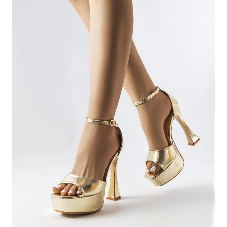 Sandales hautes vernies dorées Illinois d'or 1