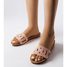 Toboggans roses ornés de jets Lagacé 1