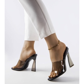 Claquettes transparentes noires de Clichy 1