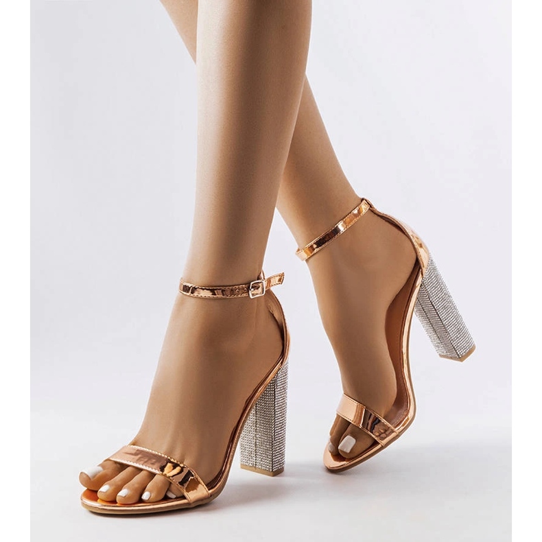 Sandales champagne sur tige décorative Rette d'or 1 Sandales champagne sur tige décorative Rette d'or 1