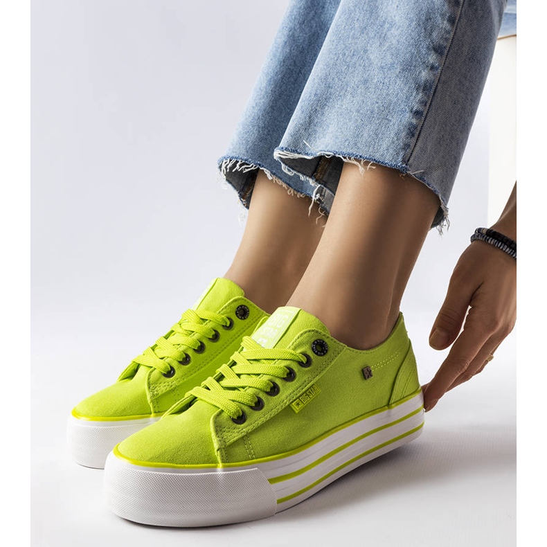Baskets vertes sur la plateforme Big Star HH274057 1