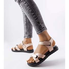 Sandales Bellefeuille beige brillant 1
