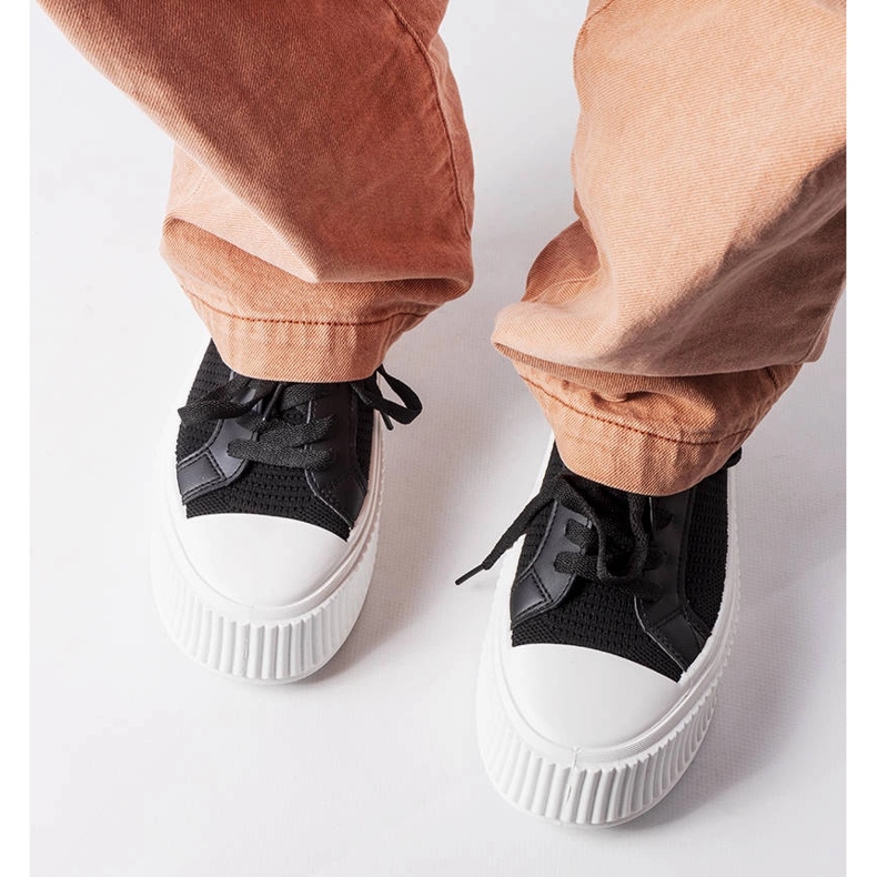 Baskets en tissu noir sur la plateforme Mallus le noir 2